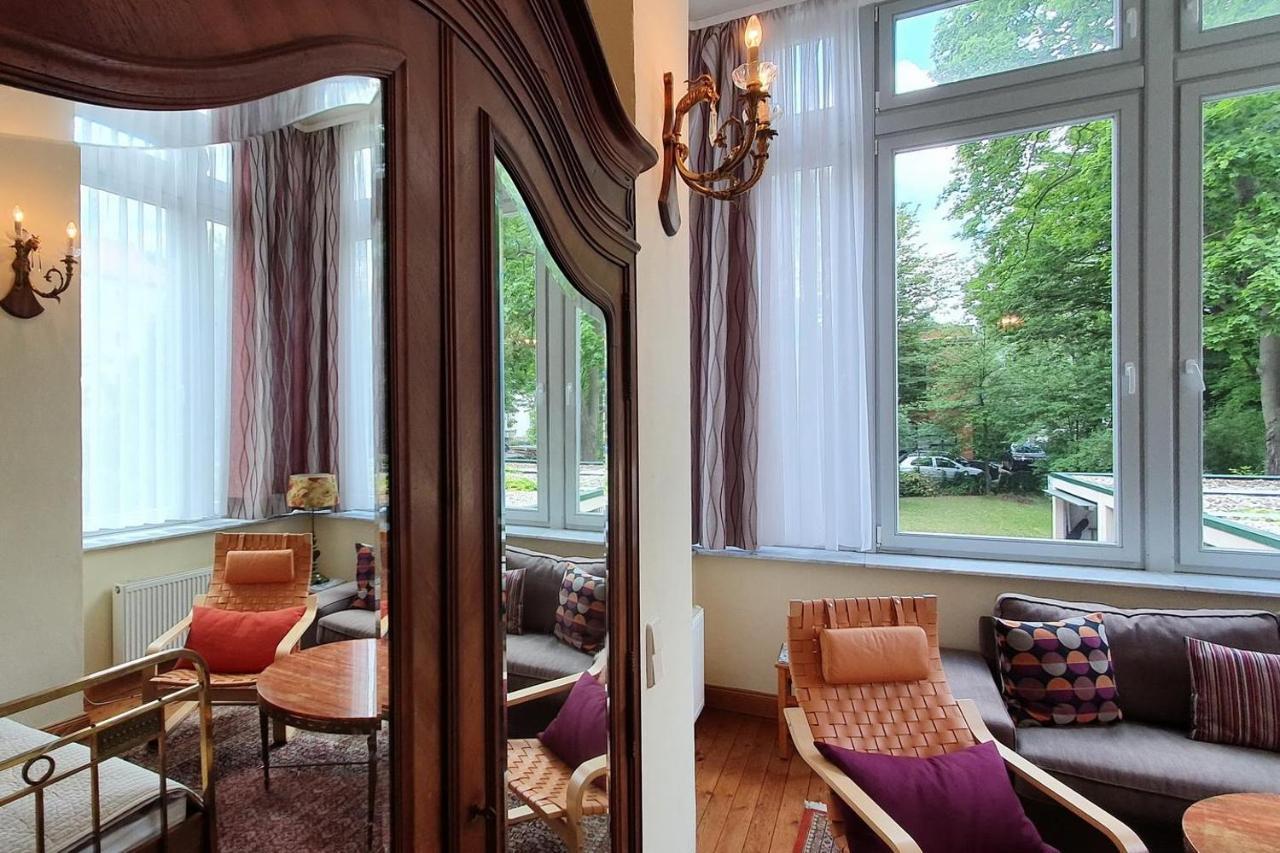 Ferienwohnungen Villa Haniel Carl Dresde Exterior foto