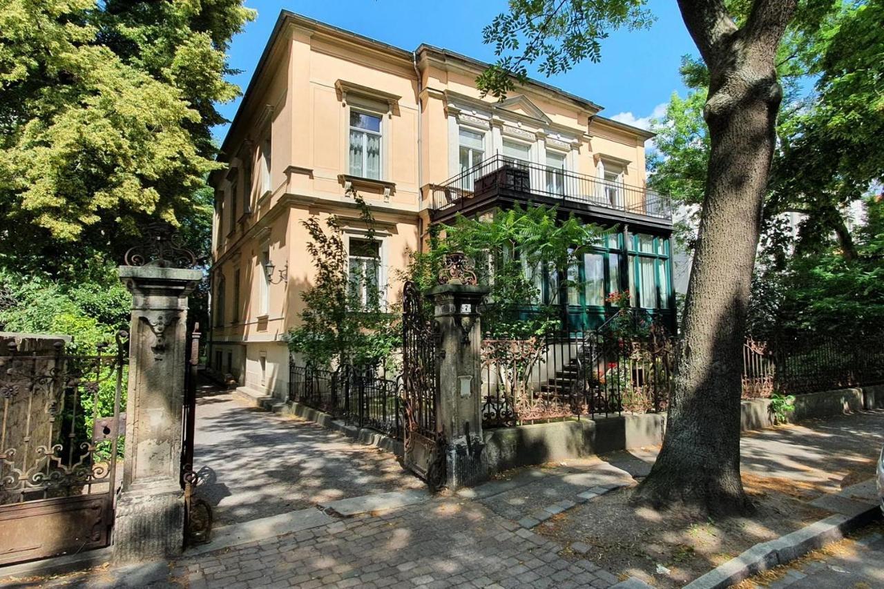 Ferienwohnungen Villa Haniel Carl Dresde Exterior foto